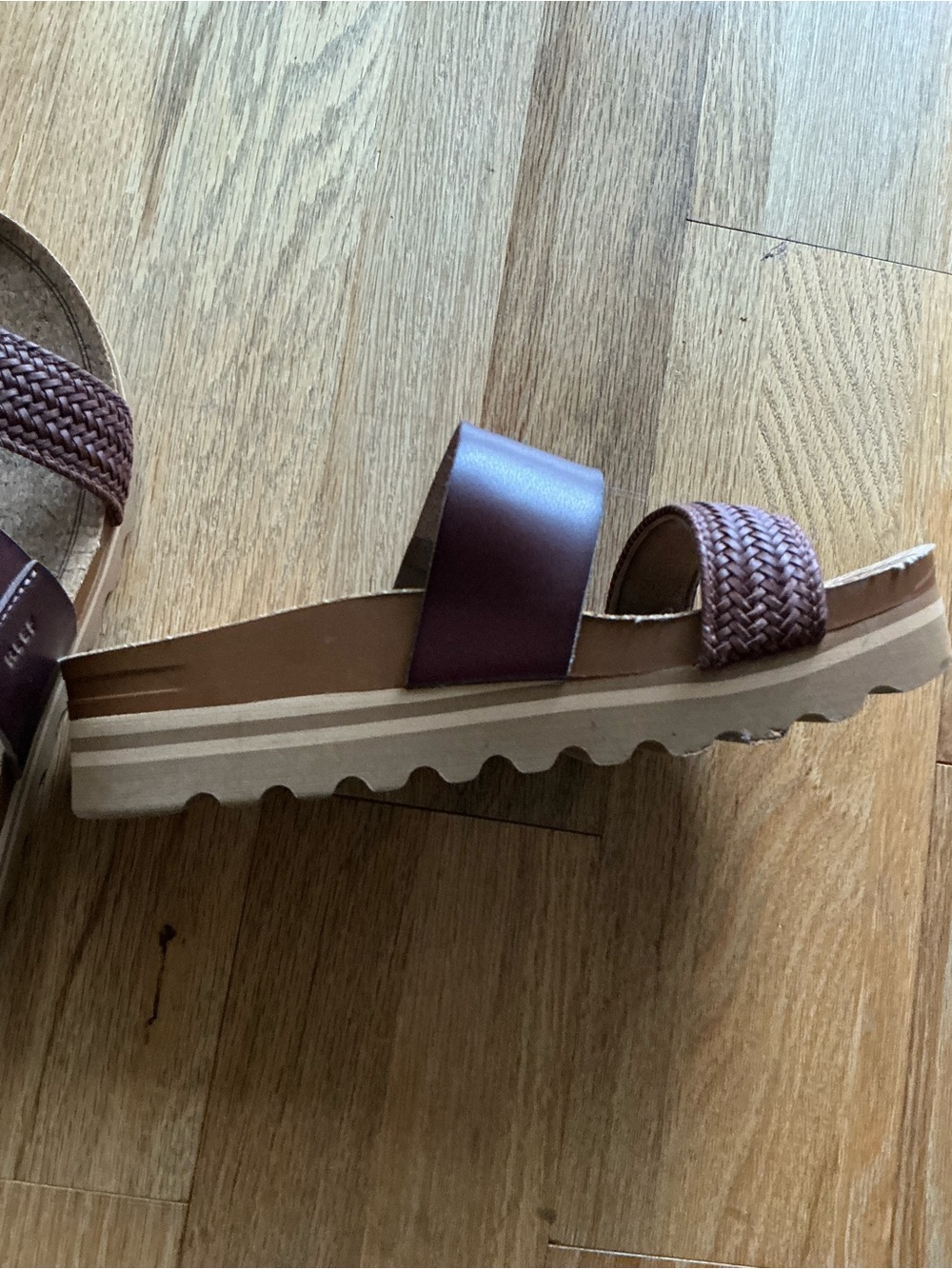 Reef Women's Brown Double-Band Platform Sandals - Picture 8 of 9